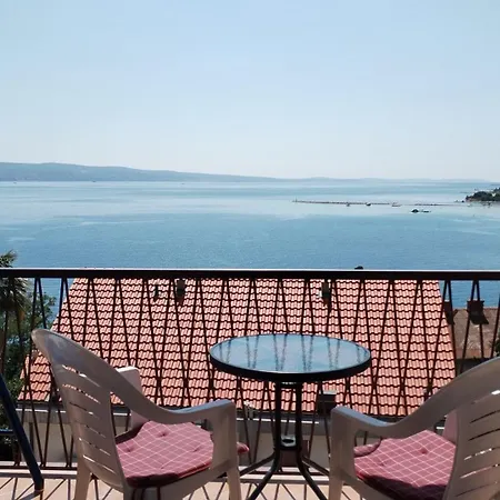 Ivka Appartamento Omiš