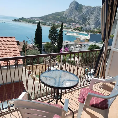 Apartment Ivka Omiš