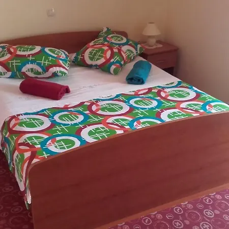 Ivka Apartment *