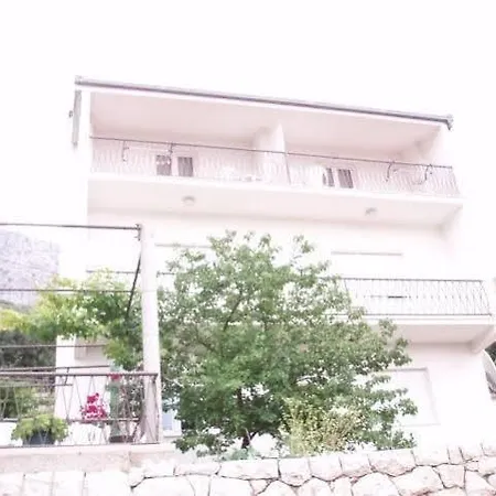 Ivka * Omis
