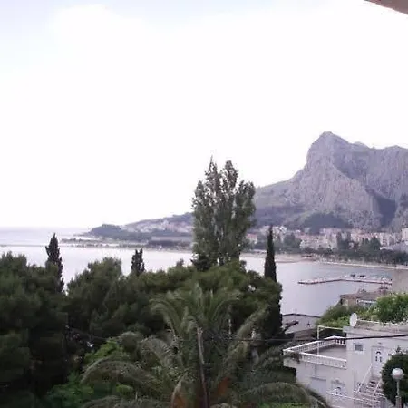 Apartment Ivka Omiš